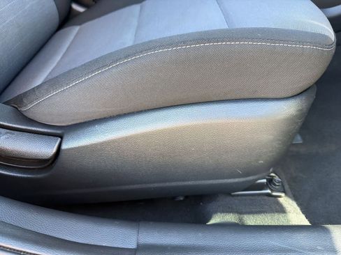 Used 2016 Kia Forte LX image 12