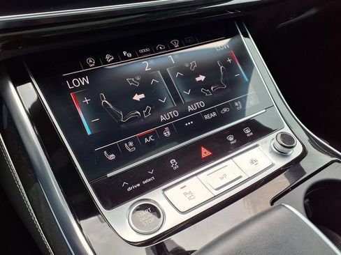 Used 2024 Audi Q8 Prestige AWD/4WD image 13