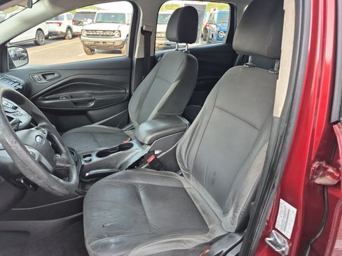 Used 2016 Ford Escape S FWD image 11