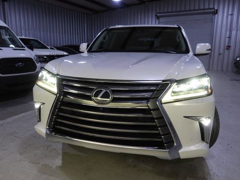 Used 2017 Lexus LX 570 4WD image 49