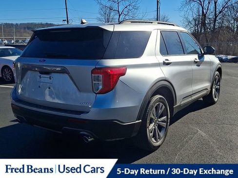 Certified 2022 Ford Explorer XLT w/ Equipment Group 202A image 12