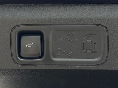 Used 2021 Ford Expedition Platinum AWD/4WD image 26