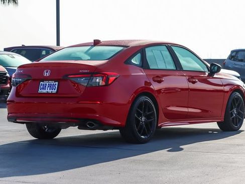 Used 2025 Honda Civic Sport image 8
