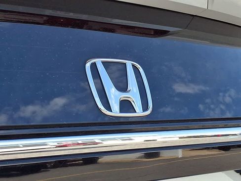 Used 2018 Honda Clarity Touring image 30