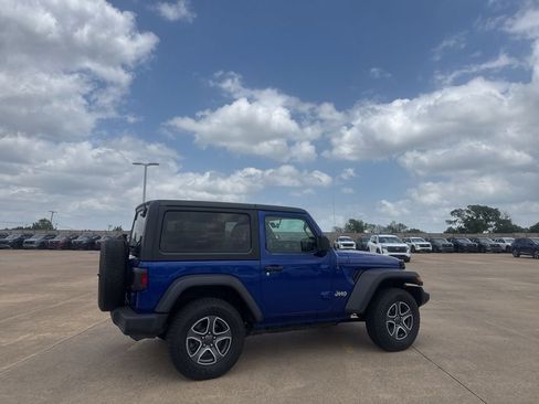 Used 2020 Jeep Wrangler Sport AWD/4WD image 20
