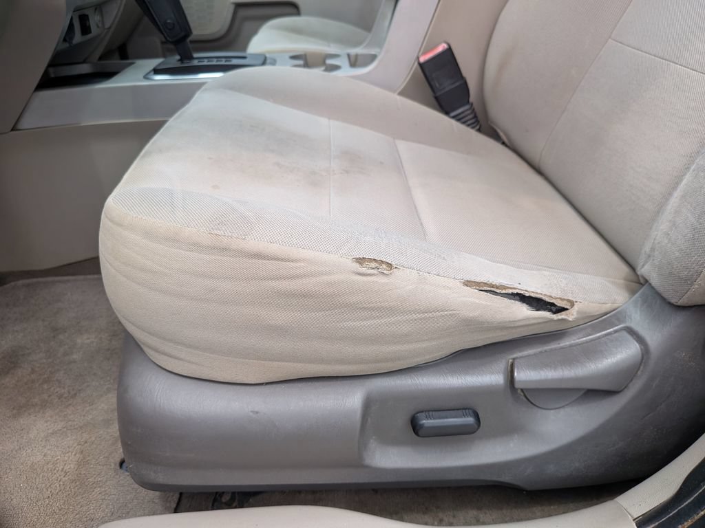 Used 2012 Ford Escape XLT FWD image 19
