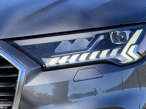 Used 2023 Audi Q7 3.0T Prestige w/ Prestige Package image 7