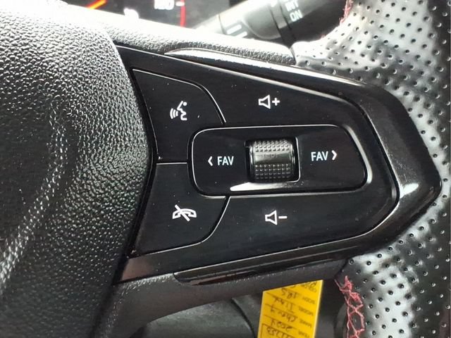 Used 2024 Chevrolet Trax RS w/ Driver Confidence Package FWD image 27