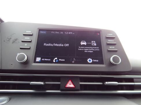 Used 2021 Hyundai Elantra SEL image 21