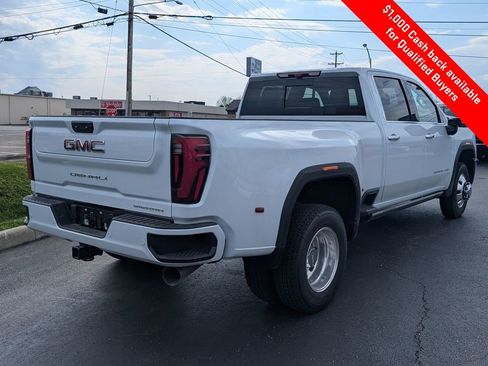 New 2026 GMC Sierra 3500 Denali w/ Denali Reserve Package image 57