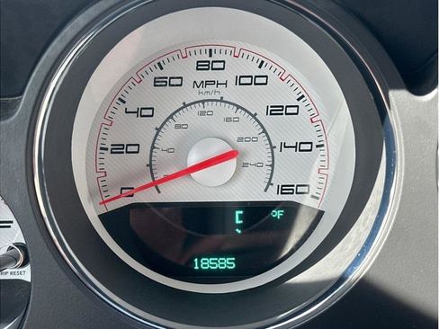 Used 2011 Dodge Challenger R/T RWD image 17