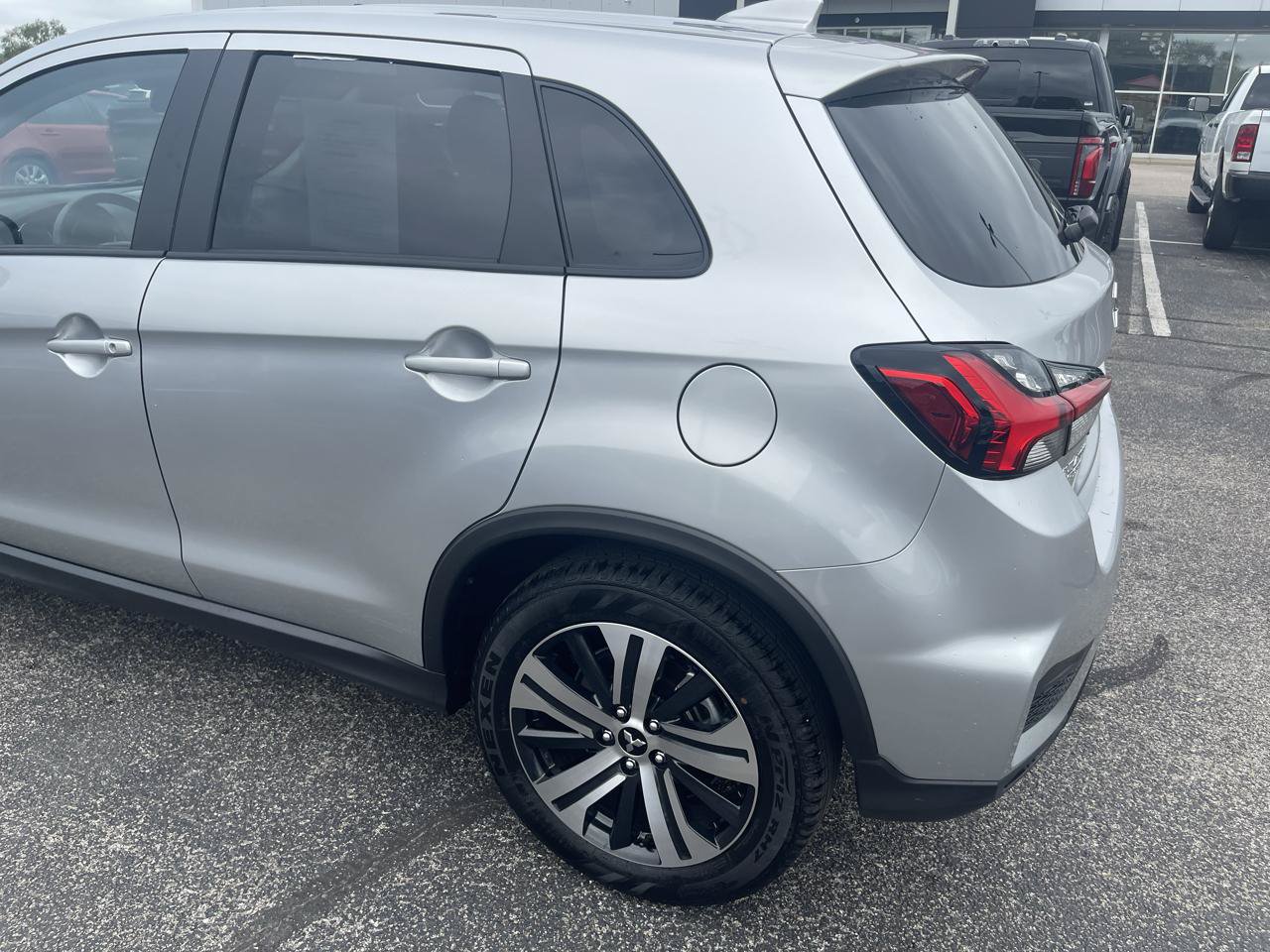 Used 2026 Mitsubishi Outlander Sport AWD image 13