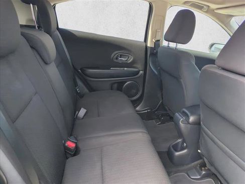 Used 2016 Honda HR-V EX image 17