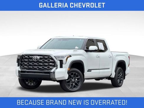 Used 2025 Toyota Tundra Platinum AWD/4WD image 2