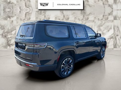 Used 2022 Jeep Grand Wagoneer Series III w/ Rear Seat Video Group 1 AWD/4WD image 5