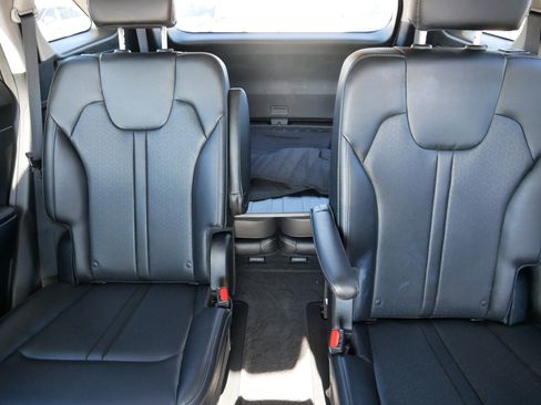 Certified 2022 Kia Sorento X-Line EX image 13