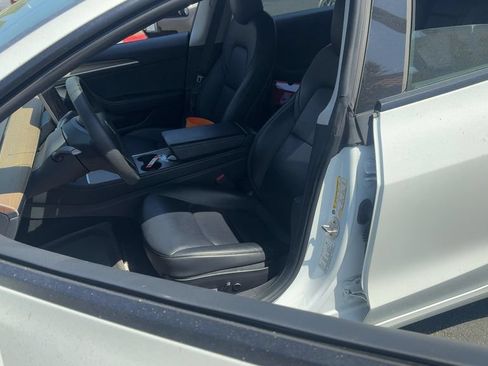 Used 2022 Tesla Model 3 Long Range AWD/4WD image 11