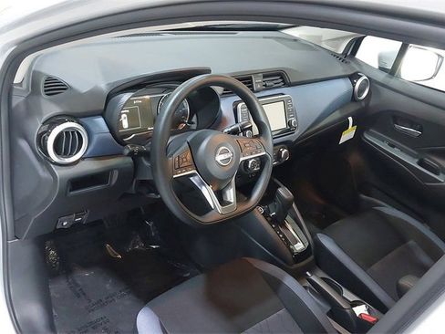 Used 2025 Nissan Versa SV w/ Trunk Package image 19