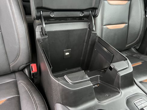 Used 2022 GMC Sierra 1500 AT4 w/ AT4 Premium Package image 22