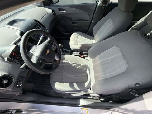 Certified 2013 Chevrolet Sonic LT FWD image 10