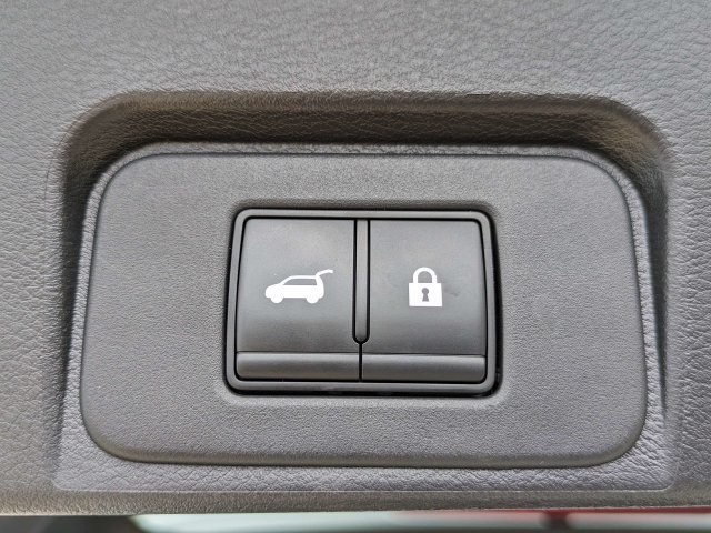 Used 2024 Nissan Rogue SV AWD/4WD image 14