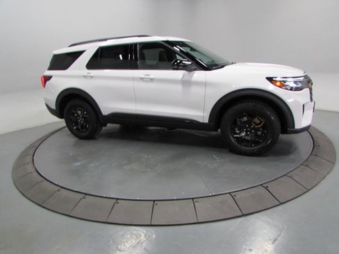 New 2026 Ford Explorer Tremor w/ Tremor Ultimate Package image 19