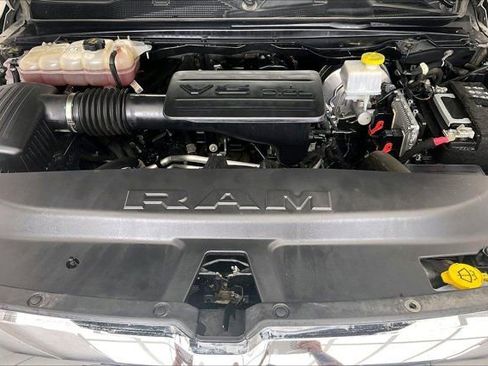 Used 2022 RAM 1500 Big Horn AWD/4WD image 9