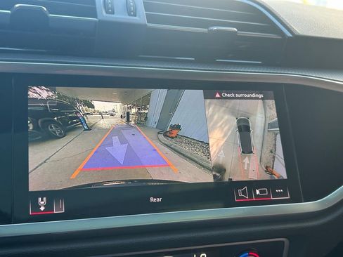 Used 2022 Audi Q3 2.0T Premium Plus w/ Premium Plus Package image 18