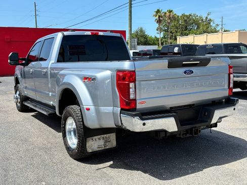 Used 2020 Ford F350 Lariat w/ Lariat Ultimate Package AWD/4WD image 4