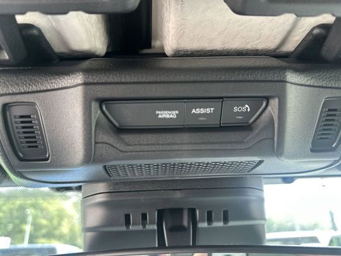 New 2025 Jeep Gladiator Willys image 29