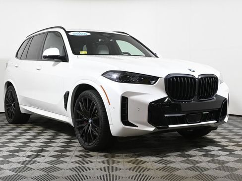 Used 2026 BMW X5 xDrive40i w/ Executive Package AWD/4WD image 9