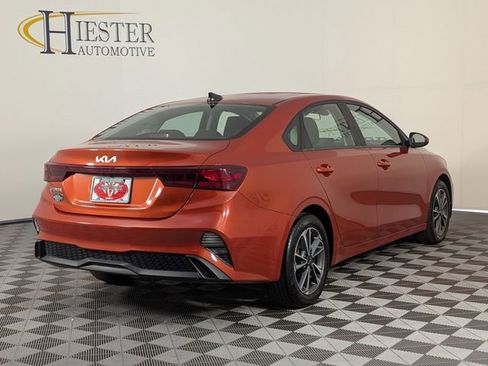 Used 2024 Kia Forte LXS FWD image 7