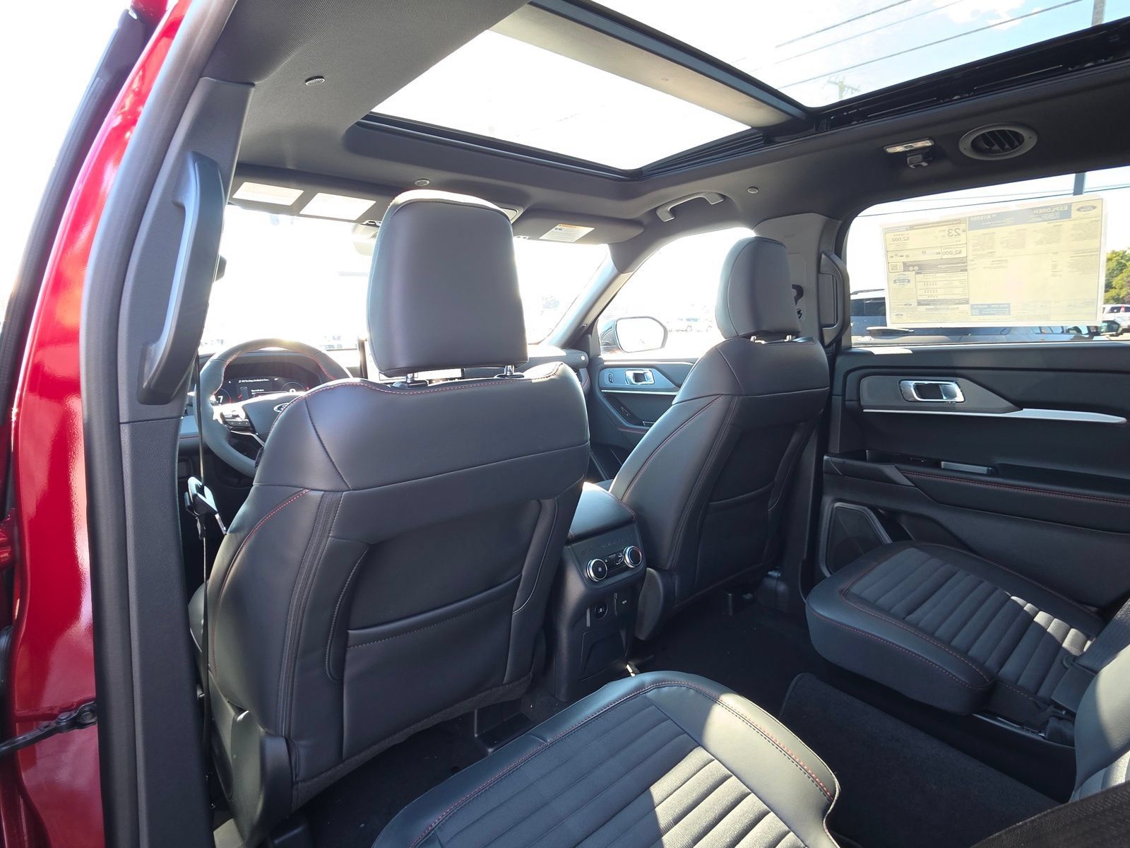 New 2027 Ford Explorer ST-Line AWD/4WD image 17