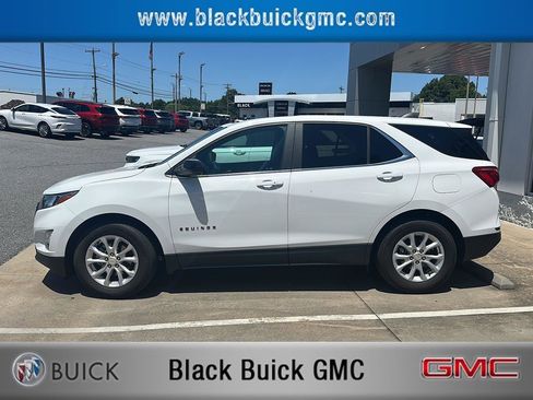 Used 2021 Chevrolet Equinox LT w/ LPO, Blackout Package image 1