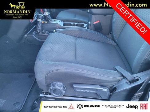 Certified 2024 Jeep Wrangler Unlimited Rubicon 4xe AWD/4WD image 17