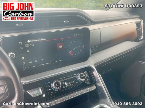 Used 2024 GMC Sierra 1500 Denali AWD/4WD image 18
