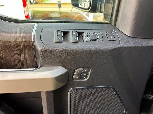 Used 2020 Ford F350 Lariat w/ Lariat Ultimate Package image 20