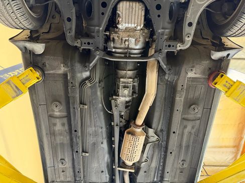 Used 1997 MAZDA MX-5 Miata STO-Edition Convertible 2D image 16