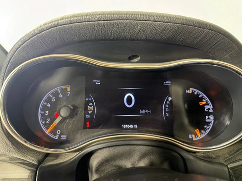 Used 2014 Jeep Grand Cherokee Overland AWD/4WD image 14