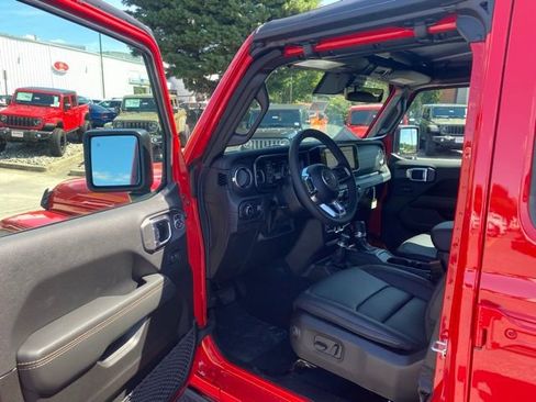 New 2025 Jeep Wrangler Sahara image 14