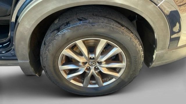 Used 2019 MAZDA CX-9 Touring FWD image 17