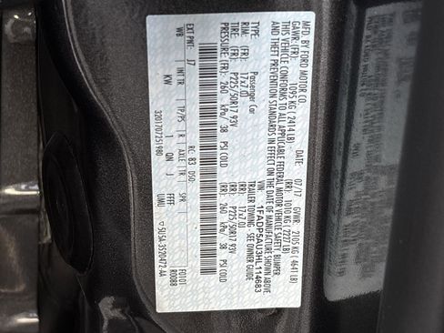 Used 2017 Ford C-MAX SE image 32