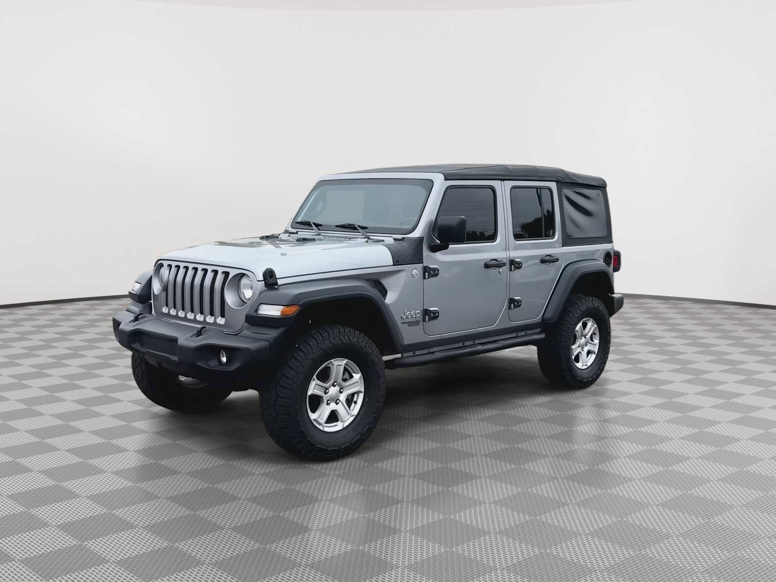 Used 2018 Jeep Wrangler Unlimited Sport S AWD/4WD image 4