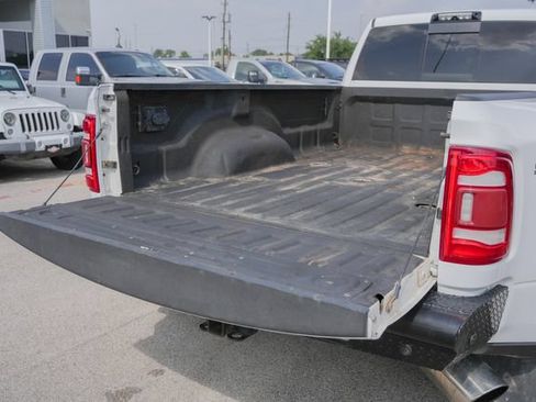 Used 2020 RAM 3500 Laramie AWD/4WD image 11