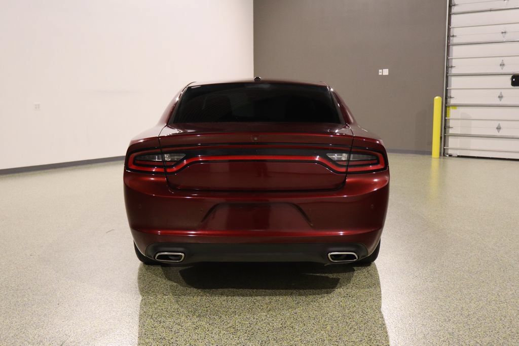 Used 2020 Dodge Charger SXT RWD image 9