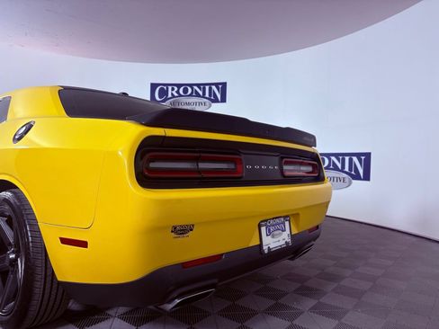 Used 2017 Dodge Challenger R/T w/ Quick Order Package 22P T/A RWD image 34