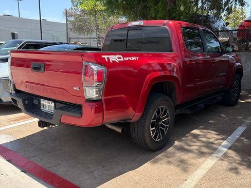 Used 2021 Toyota Tacoma TRD Sport RWD image 3