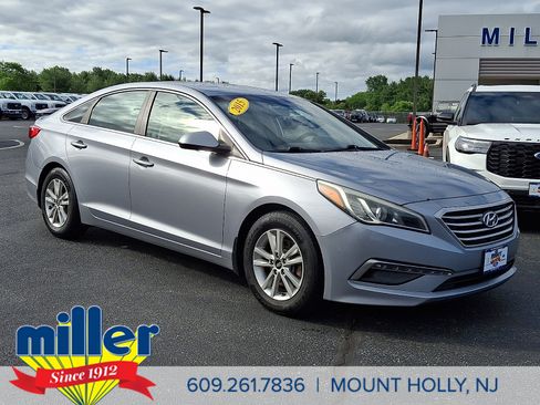 Used 2015 Hyundai Sonata SE FWD image 1