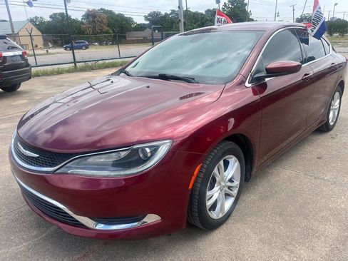 Used 2017 Chrysler 200 Limited Platinum FWD image 9