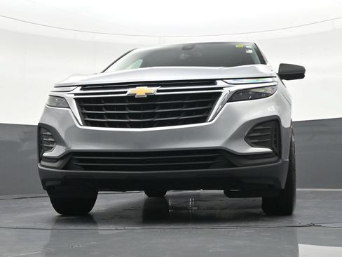 Used 2024 Chevrolet Equinox LS FWD image 30